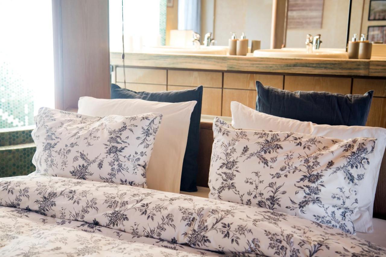 One-Of-A-Kind Athens Riviera Apartment ภายนอก รูปภาพ